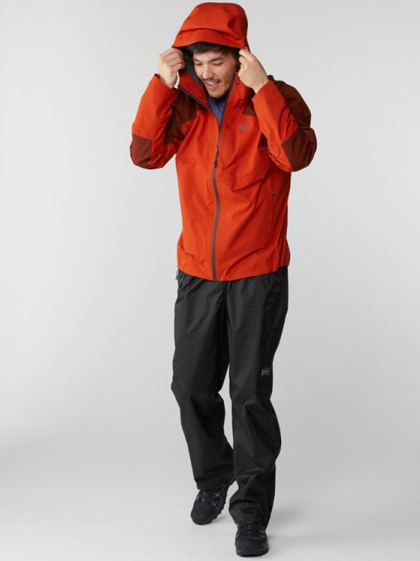 Black REi Co-op IE Essential Rain Pants Men