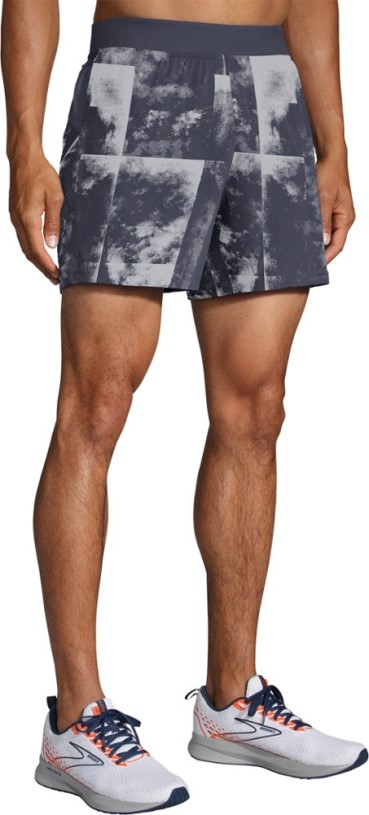 REi Co-op IE Brooks Sherpa Shorts Men 5 Inseam Concrete Cloud