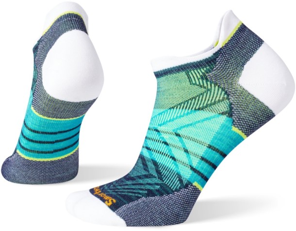 White REi Co-op IE Smartwool Performance Run Zero Cushion Stripe Low Ankle Socks Women
