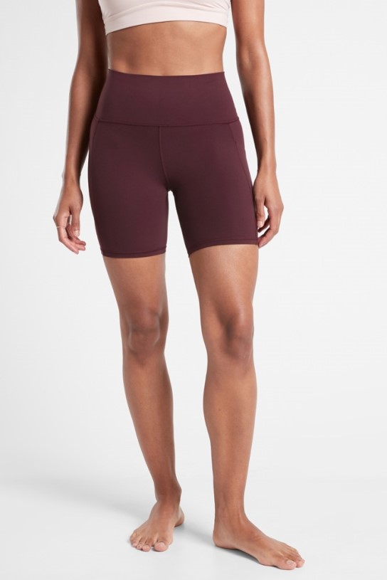 Athleta Salutation Stash Pocket Shorts Women 7 Inseam REi Co-op IE Spiced Cabernet