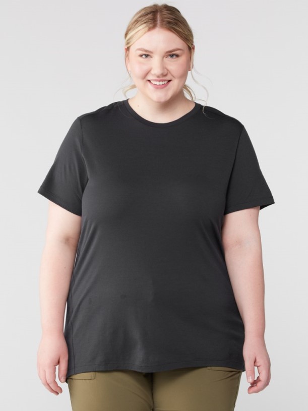 Black REi Co-op IE Merino 185 Base Layer Top Women Plus Sizes